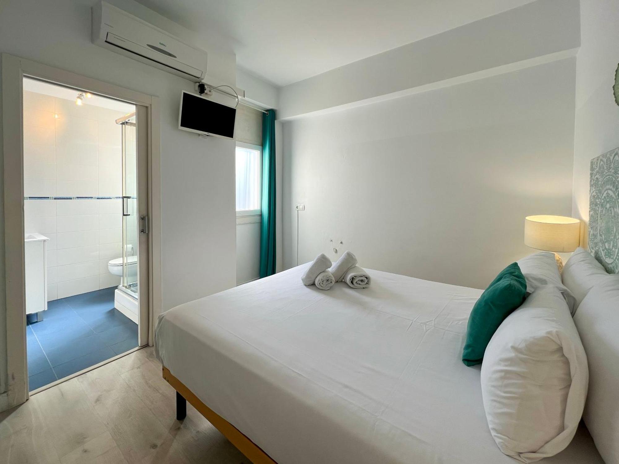 Stay U-Nique Apartments Seneca Barselona Dış mekan fotoğraf